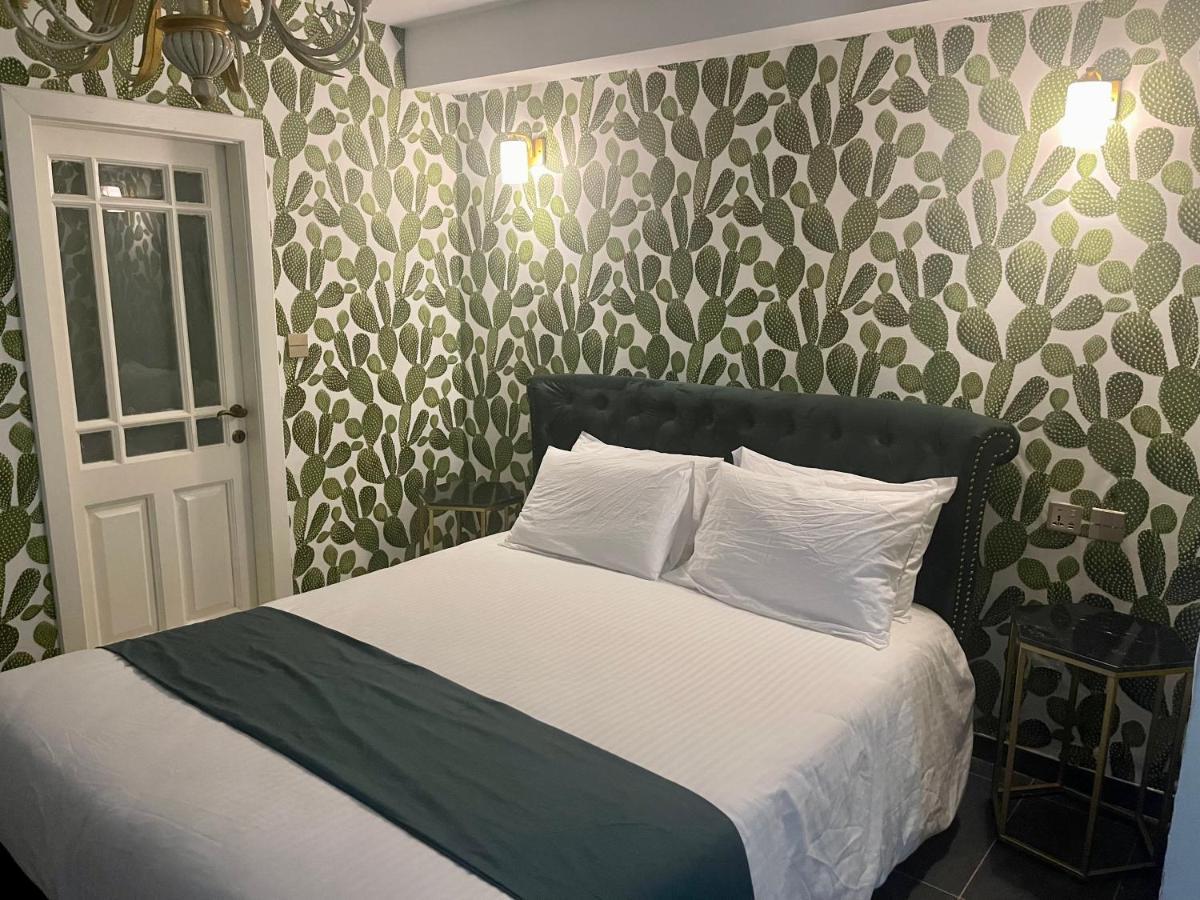 The Red Farm Relais & Hotel